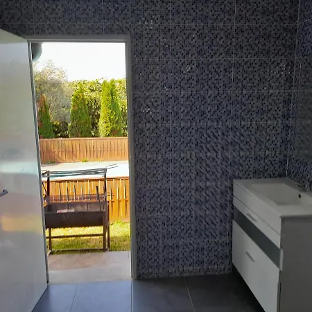 Refugio Singelo * Espinho (Aveiro)