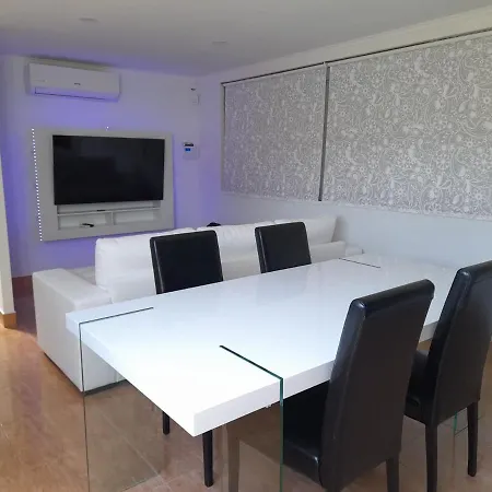 Refugio Singelo * Espinho (Aveiro)