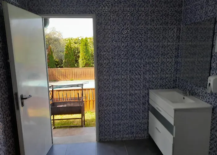 Refugio Singelo * Espinho (Aveiro)